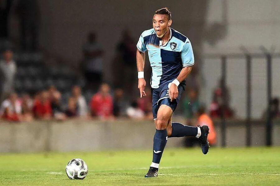 爱游戏体育-阿贾克斯图片暗区